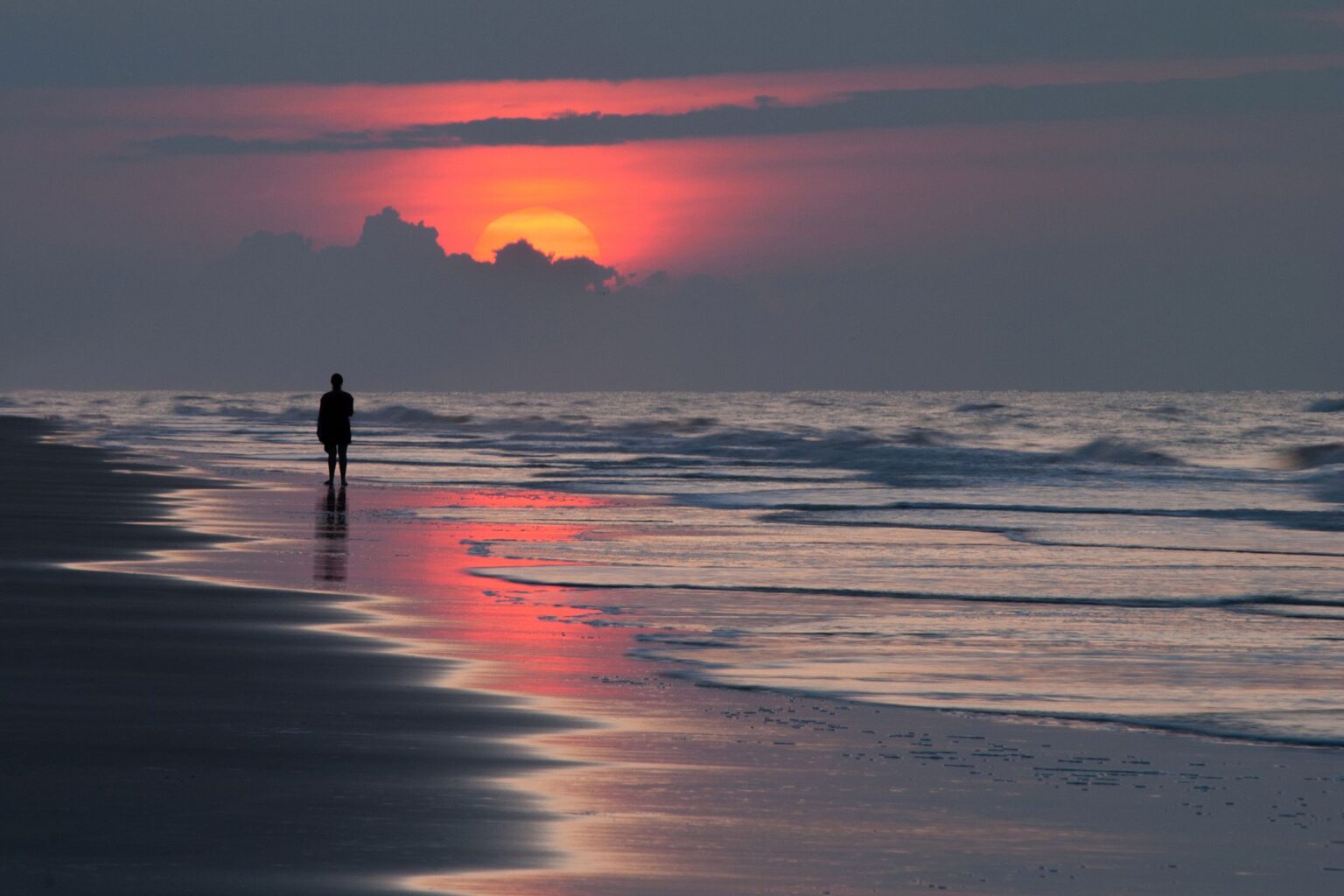 xr:d:DAE8ag6lSYw:398,j:31417432275,t:22072418